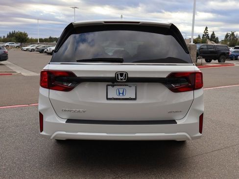 New 2026 Honda Odyssey Sport-L image 6