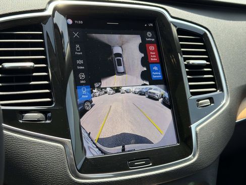 Certified 2024 Volvo XC90 B6 Plus AWD/4WD image 13