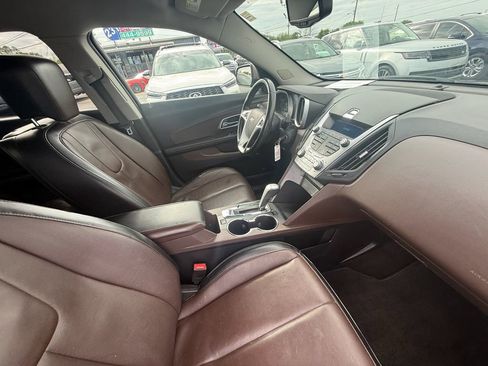 Used 2010 Chevrolet Equinox LT image 25