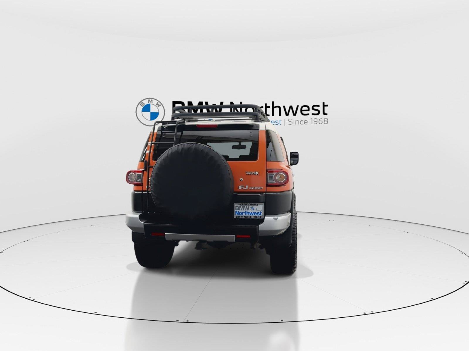 Used 2014 Toyota FJ Cruiser 4WD image 2