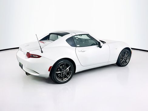 Used 2018 MAZDA MX-5 Miata RF Grand Touring RWD image 9