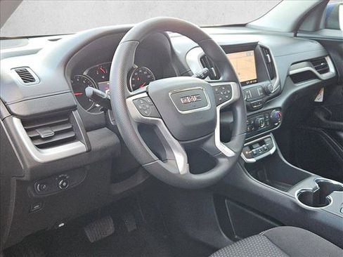 Used 2022 GMC Terrain SLE w/ Driver Convenience Package image 10