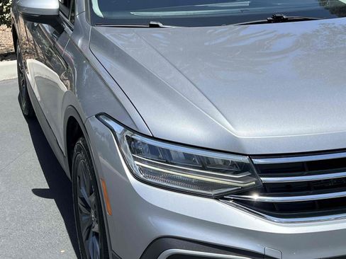 Used 2023 Volkswagen Tiguan SE FWD image 46