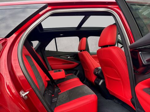 Used 2024 Chevrolet Blazer EV RS image 8