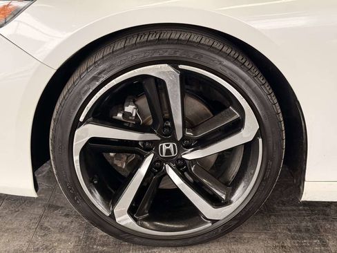 Used 2018 Honda Accord Sport image 36