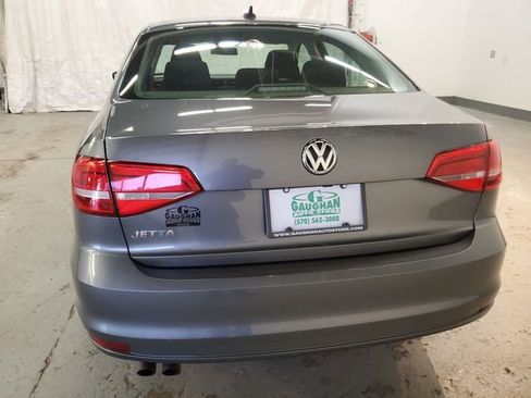 Used 2015 Volkswagen Jetta S image 5
