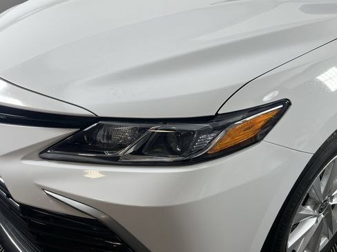 Used 2023 Toyota Camry LE FWD image 11