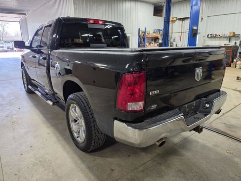Used 2017 RAM 1500 Classic SLT AWD/4WD image 6
