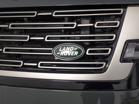 Used 2024 Land Rover Range Rover SE AWD/4WD image 36