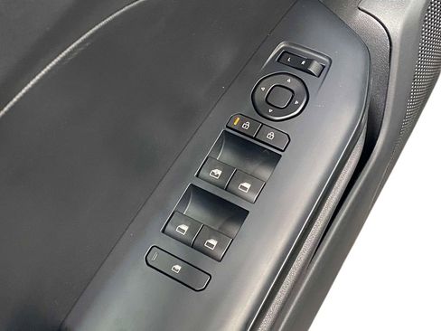 New 2026 Kia K4 FWD image 19