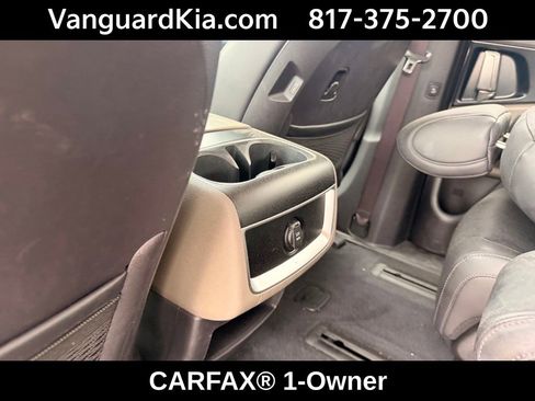 Used 2025 Kia Carnival FWD image 25