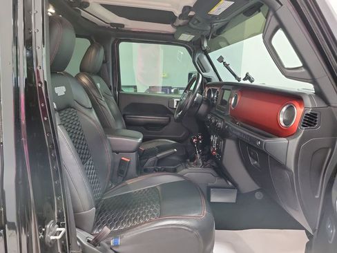 Used 2020 Jeep Wrangler Unlimited Rubicon w/ Steel Bumper Group AWD/4WD image 12