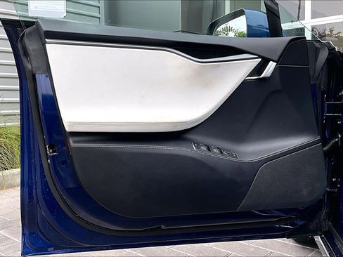 Used 2021 Tesla Model S Long Range image 23