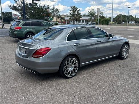 Used 2015 Mercedes-Benz C 300 4MATIC Sedan image 4