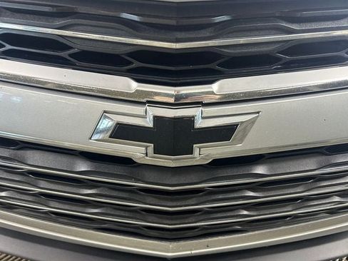 Used 2018 Chevrolet Malibu LT FWD image 9