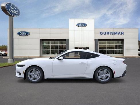 New 2026 Ford Mustang Coupe image 4