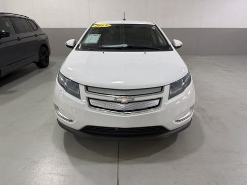 Used 2015 Chevrolet Volt w/ Enhanced Safety Package 1 FWD image 2