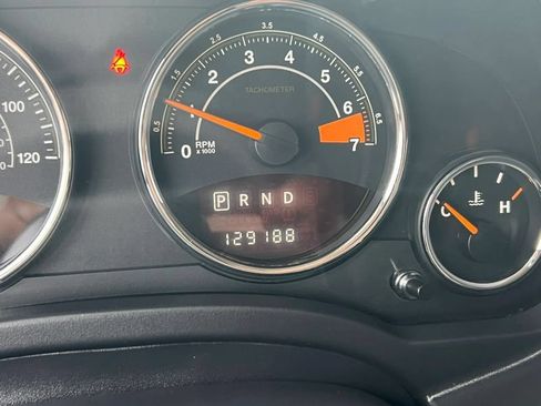 Used 2014 Jeep Compass Latitude AWD/4WD image 29