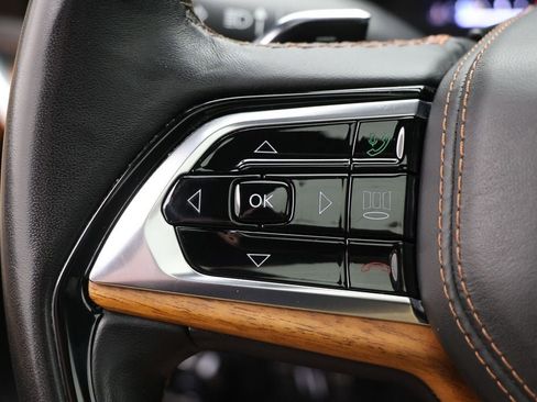 Used 2023 Jeep Grand Cherokee L Summit image 22