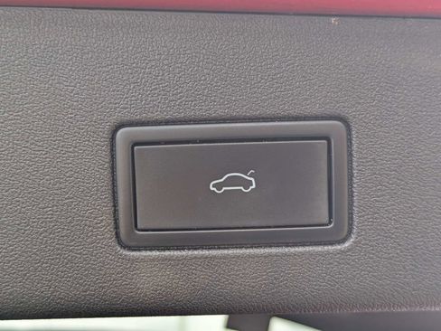 Used 2023 Volkswagen ID.4 Pro S RWD image 15