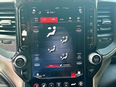 Used 2021 RAM 2500 Laramie AWD/4WD image 17