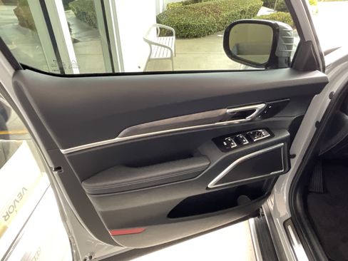 Used 2025 Kia Telluride SX Prestige X-Line image 8
