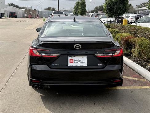 Certified 2025 Toyota Camry SE image 6