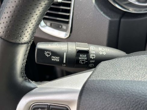 Used 2013 Dodge Durango R/T w/ Technology Group AWD/4WD image 28