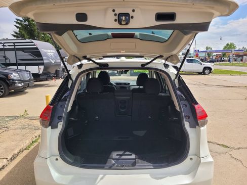 Used 2020 Nissan Rogue SV AWD/4WD image 47
