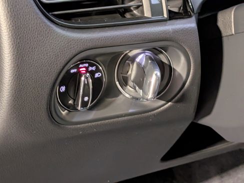 New 2026 Porsche Macan Turbo image 23