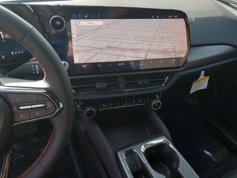 New 2026 Chevrolet Equinox EV RS image 24