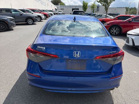 Used 2023 Honda Civic Sport image 10