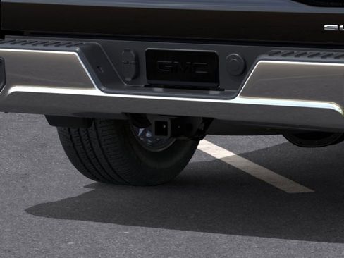 New 2026 GMC Sierra 1500 SLE image 14