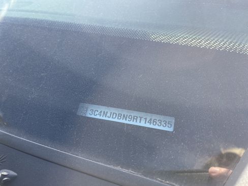 Used 2024 Jeep Compass Latitude w/ Altitude Special Edition image 11