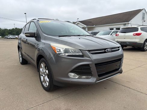 Used 2014 Ford Escape Titanium w/ Equipment Group 401A AWD/4WD image 2