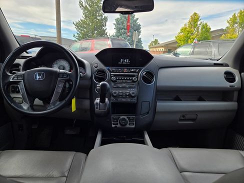 Used 2014 Honda Pilot Touring image 12