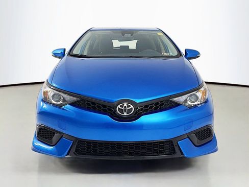 Used 2018 Toyota Corolla iM w/ All-Weather Mat Package image 2