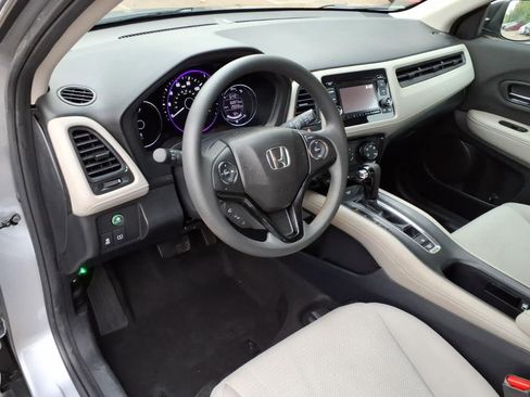 Used 2022 Honda HR-V LX image 14