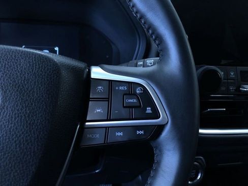 Used 2025 Toyota Grand Highlander XLE image 29