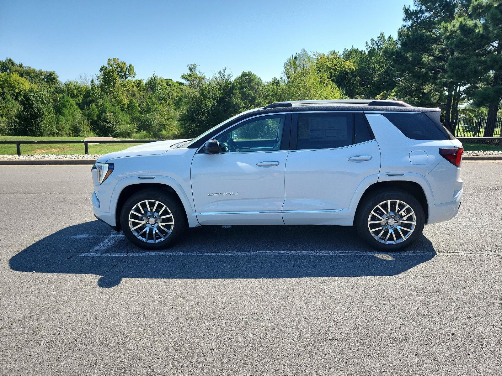 New 2027 GMC Terrain Denali AWD/4WD image 2