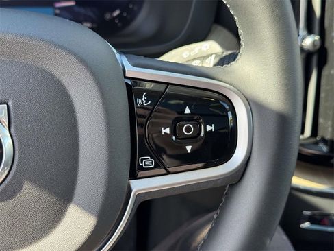 Certified 2026 Volvo XC60 B5 Plus w/ Climate Package image 20