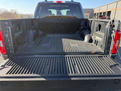 Used 2022 Ford F150 XLT w/ Equipment Group 302A High image 6