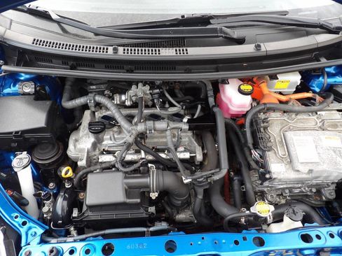 Used 2012 Toyota Prius C Four image 13