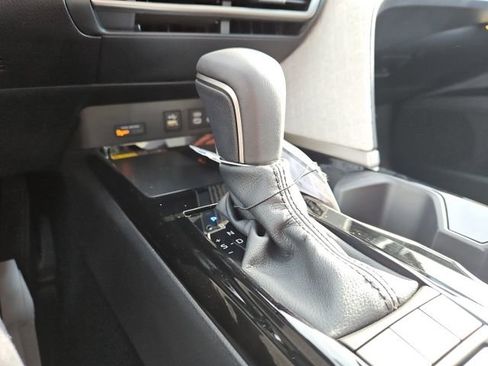 New 2026 Toyota Camry XLE AWD/4WD image 40