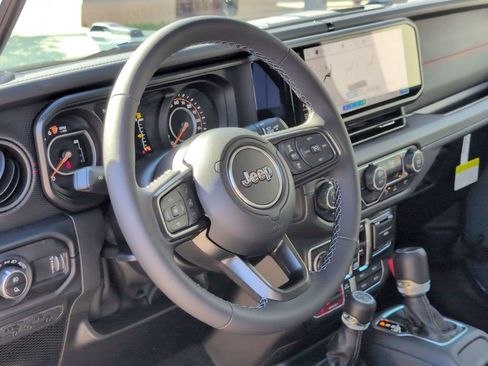 New 2026 Jeep Gladiator Rubicon w/ Safety Group image 12