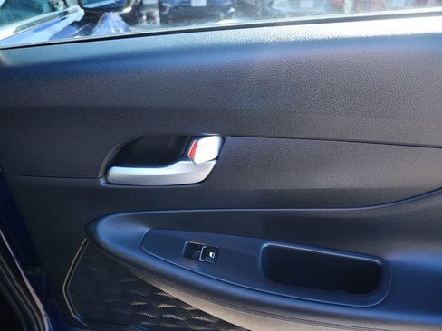 Used 2022 Hyundai Santa Fe SE image 29