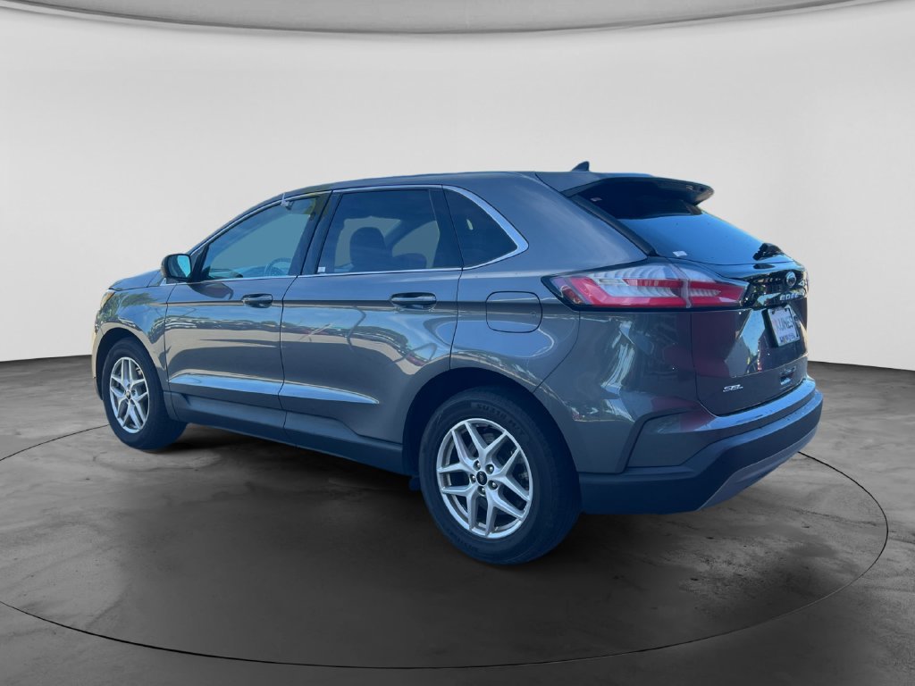 Used 2024 Ford Edge SEL AWD/4WD image 5