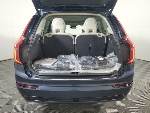 New 2026 Volvo XC90 T8 Ultra w/ Lounge Package AWD/4WD image 9