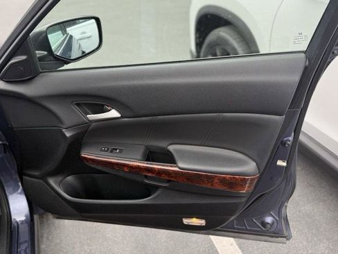 Used 2012 Honda Crosstour EX-L image 36