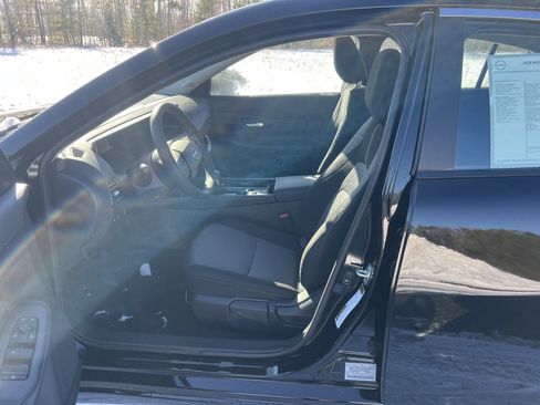 New 2026 Nissan Sentra SV image 4